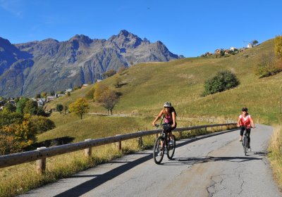 De bescheiden beklimming van Alpe d’Huez met de e-bike