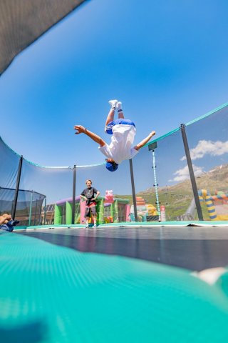 Sun Stages_Alpe d’Huez
