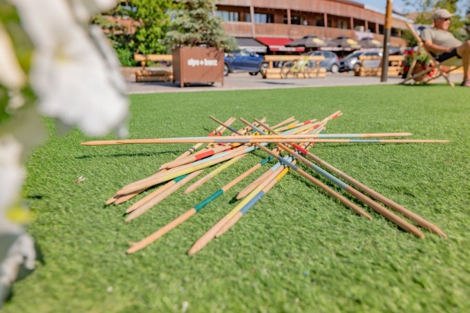 Houten speelgoed en loopfietsen_Alpe d’Huez